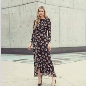 Japparel Janet Dress in Tan Floral